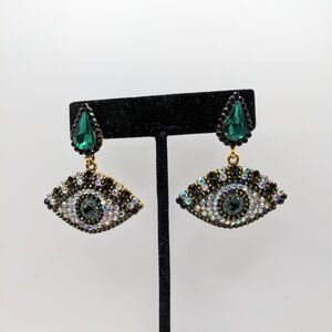 Elegant Eye Design Earrings with Green and Black Accents